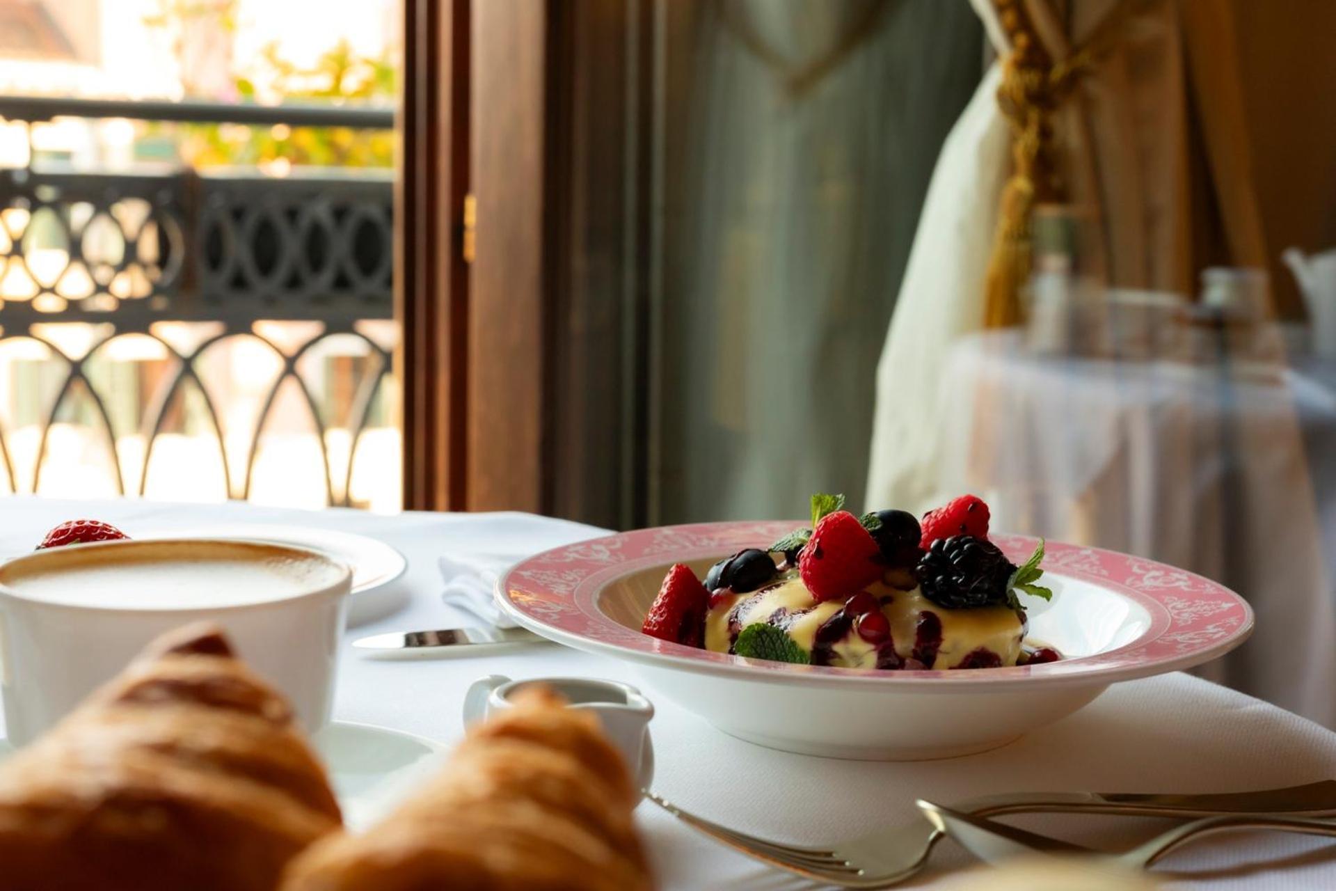 Ca' Bonfadini Historic Experience Hotel Velence Kültér fotó