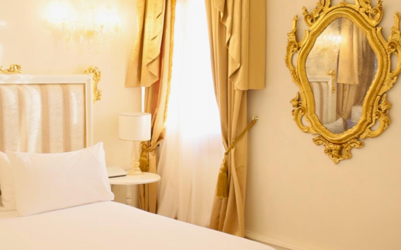 Ca' Bonfadini Historic Experience Hotel Velence Kültér fotó