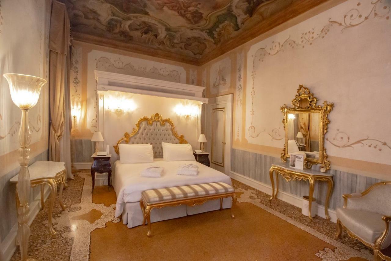 Ca' Bonfadini Historic Experience Hotel Velence Kültér fotó